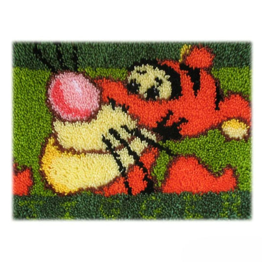 Elegant Tigger Print Latch Hook Rug