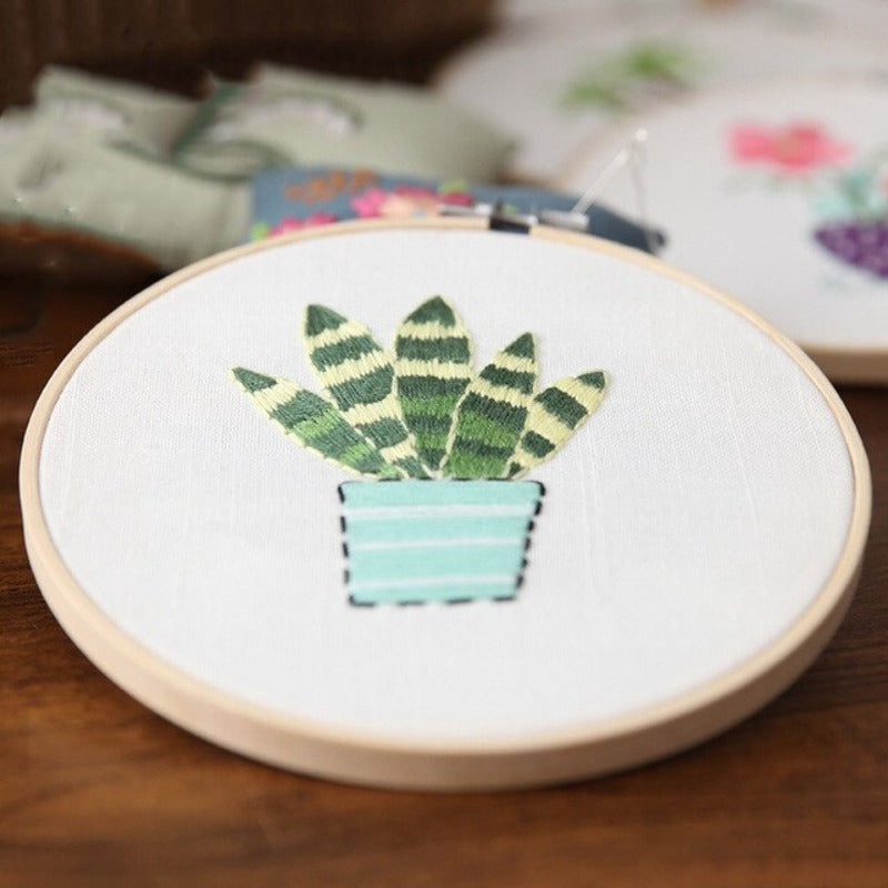 Aloe Vera Embroidery DIY Knitting Kit