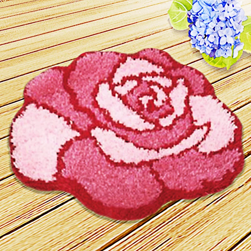 Pink Rose Latch Hook Rug Crocheting Knitting Kit