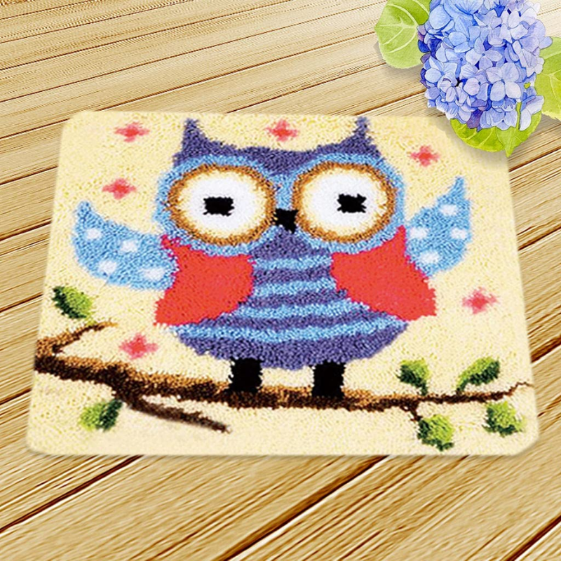 Blue Owl Latch Hook Rug Crocheting Knitting Kit