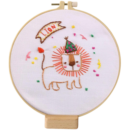 Cute Lion Embroidery DIY Knitting Kit