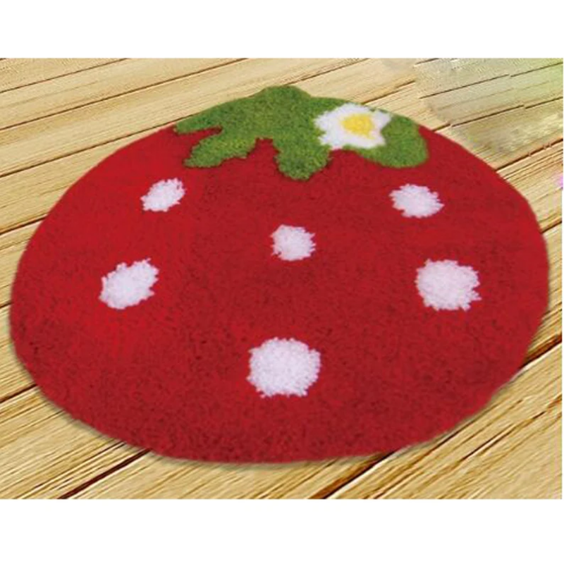 Strawberry Latch Hook Rug Crocheting Knitting Kit