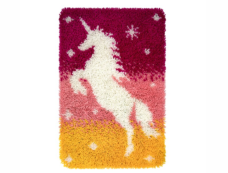 Standing Unicorn Latch Hook Rug Crocheting Kit