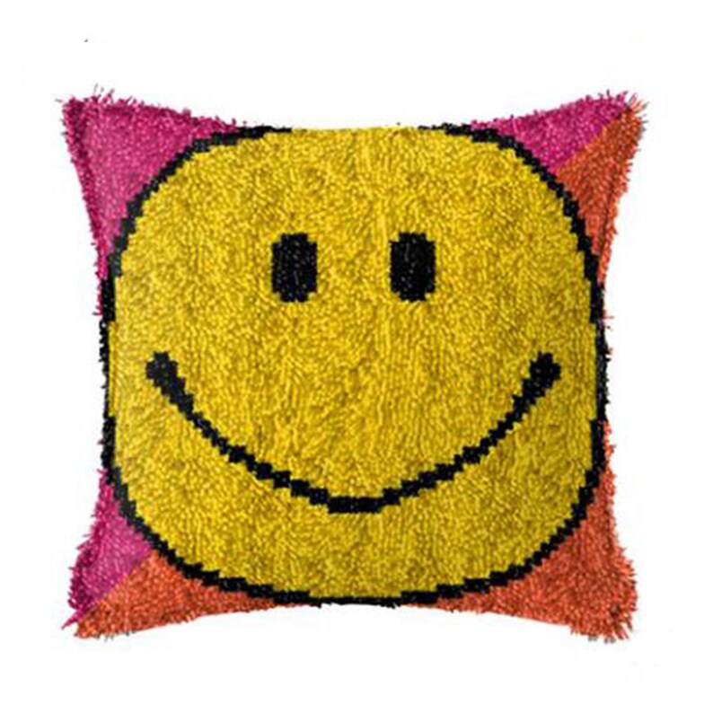 Smile Latch Hook Pillow Crocheting Kit