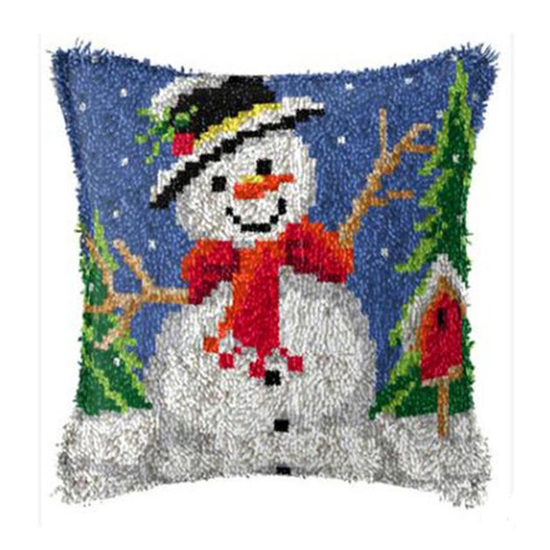 Smiling Snowman Latch Hook Pillow Crocheting Kit