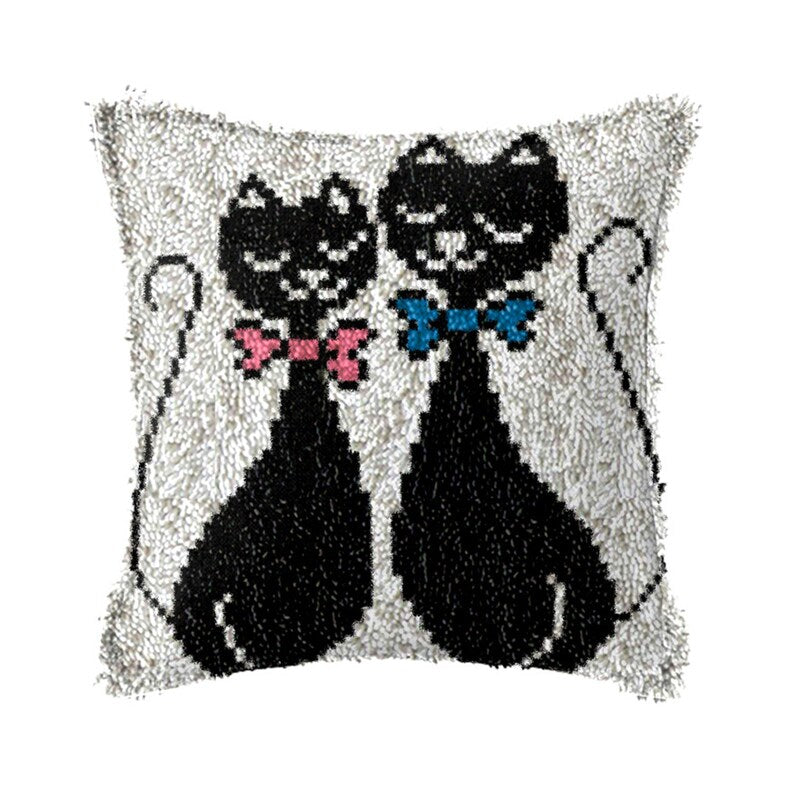 Two Black Cats Latch Hook Pillow Crocheting Kit