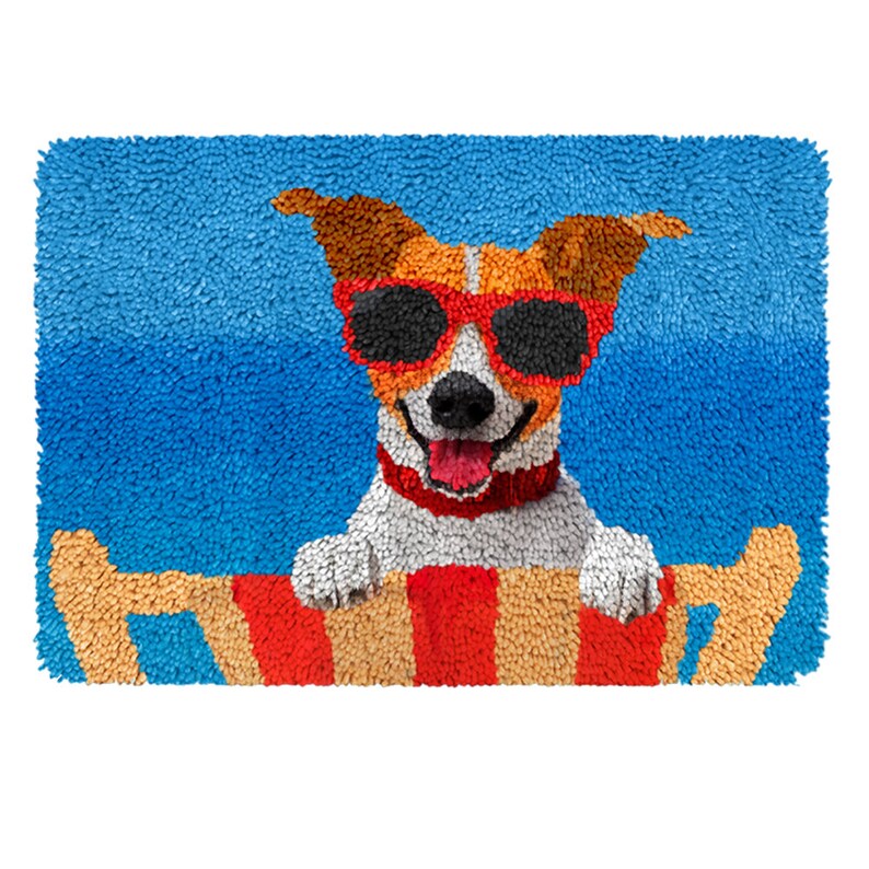 Dog on Vacation Latch Hook Rug Crocheting Knitting Kit