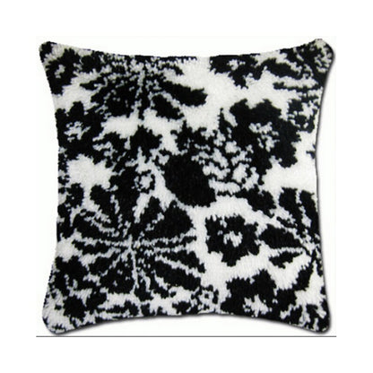 B&W Pattern Latch Hook Pillow Crocheting Knitting Kit