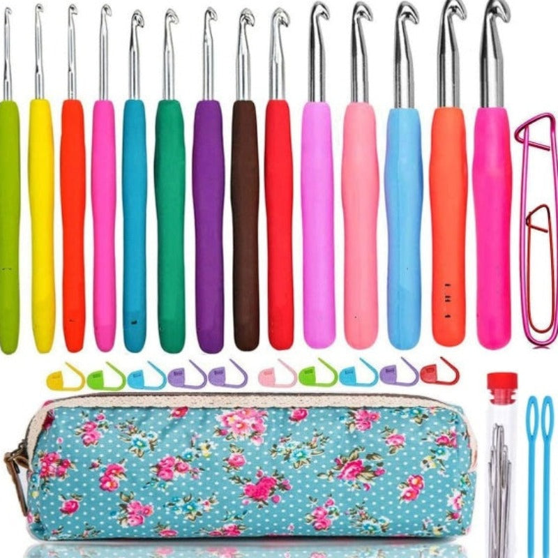 Ergonomic Crochet Hooks Set With Case