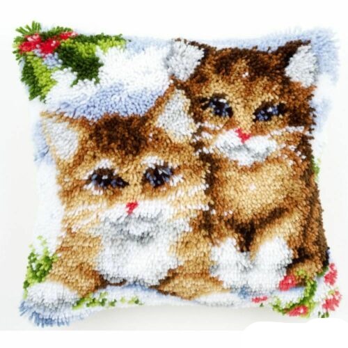 Couple Cat Latch Hook Pillow Crocheting Knitting Kit